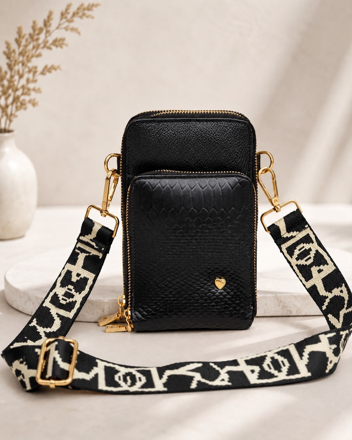 G77 Phone Holder