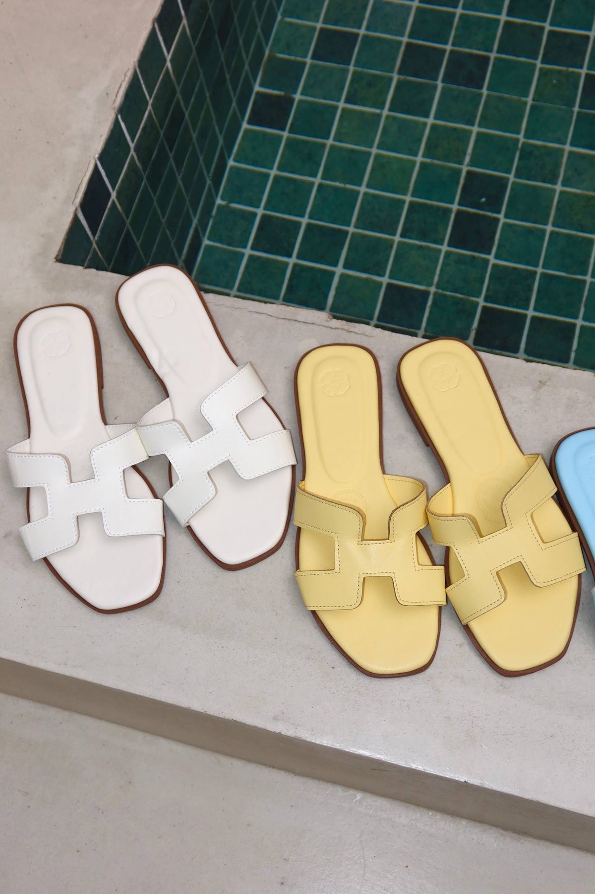 3 Sandalias Planas