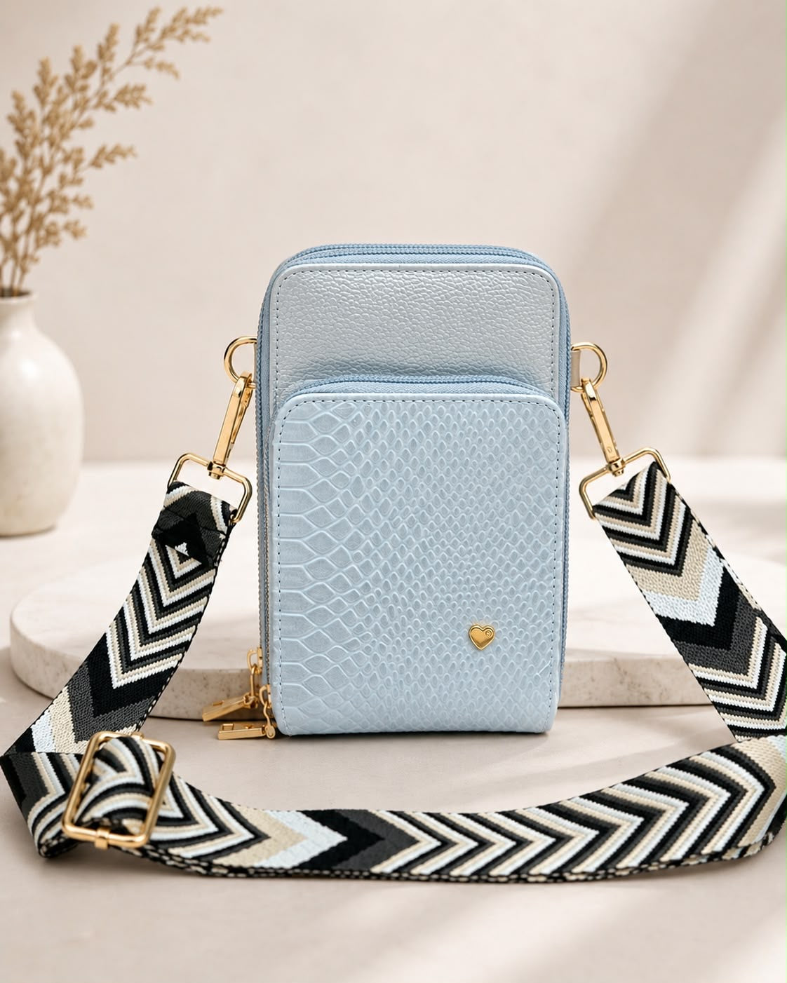 G77 Phone Holder